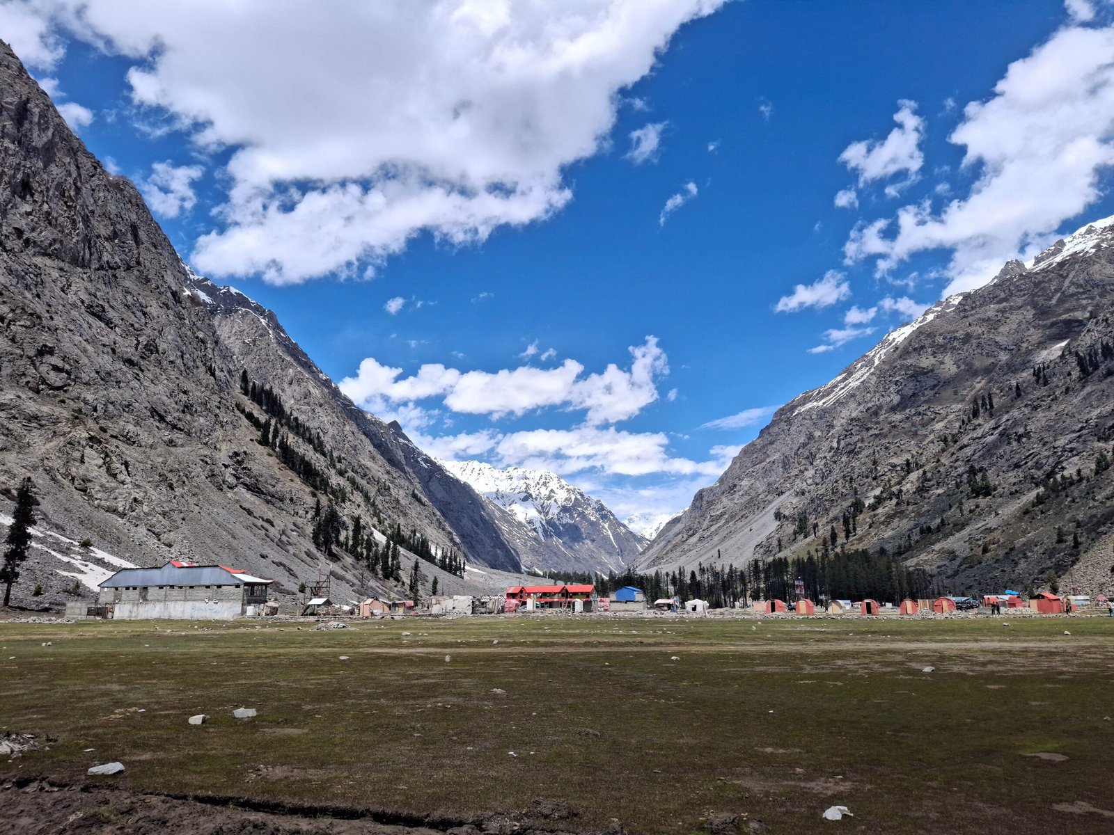 taxi from srinagar to pahalgam