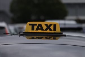 kashmir taxi booking